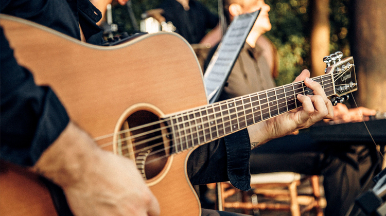 The Guitar Confidence Builder The Guitar Confidence Builder